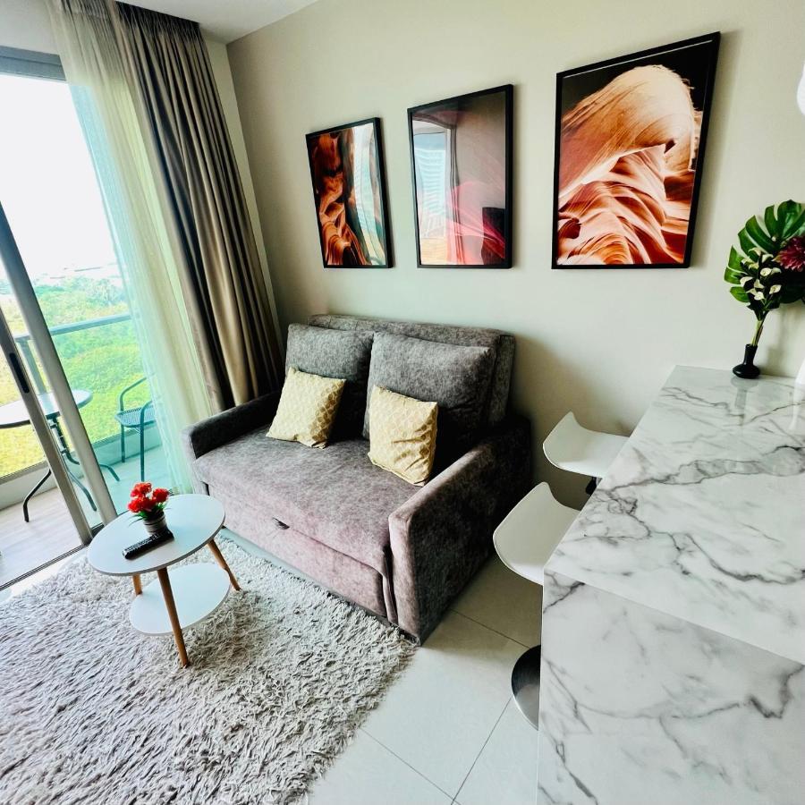 Riviera Jomtien Roomy 1-Bdr Seaview Condo מראה חיצוני תמונה
